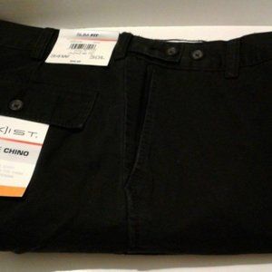 New Men's Axist Slim Fit Brigade Chino Pants Size 34W x 30L Black Caviar Casual